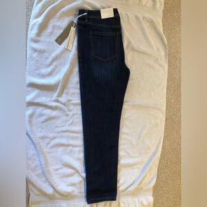 New Women's Dark Wash Jeans Size 10